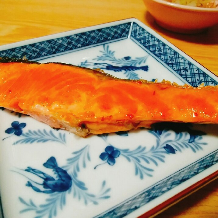 卵焼き器で作る焼き鮭 レシピ 作り方 By はじゃじゃ 楽天レシピ